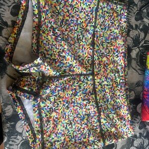 Fleo Colorful Pixelated Pattern Shorts